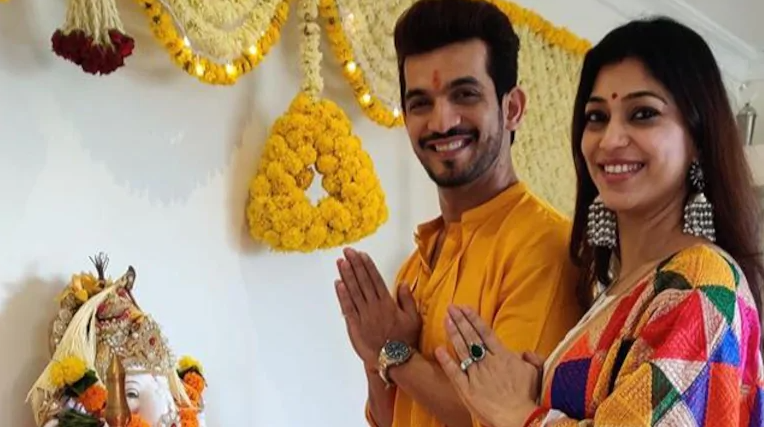“First One We Are Not Together,” Writes Arjun Bijlani For his Lovable Wife Neha On Anniversary