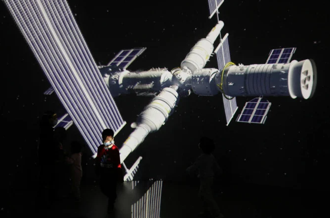 China Send Astronauts to Space Station In June