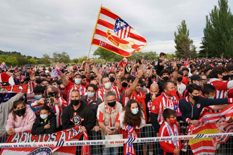 Atletico Madrid Fans Disobey Pandemic, Celebrate Title Triumph In Madrid