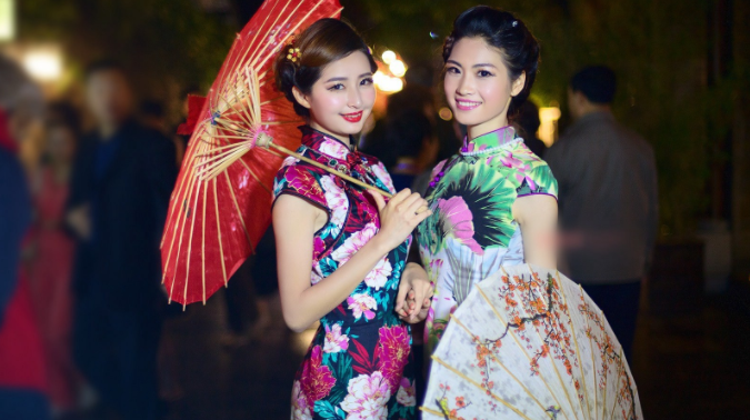 Chinese dresses are taking part of fashion