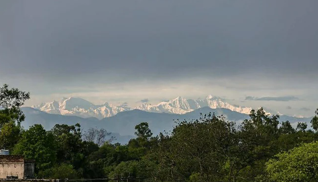 Himalayas Seen From UP Town For Second Consecutive Year, Images Are Viral