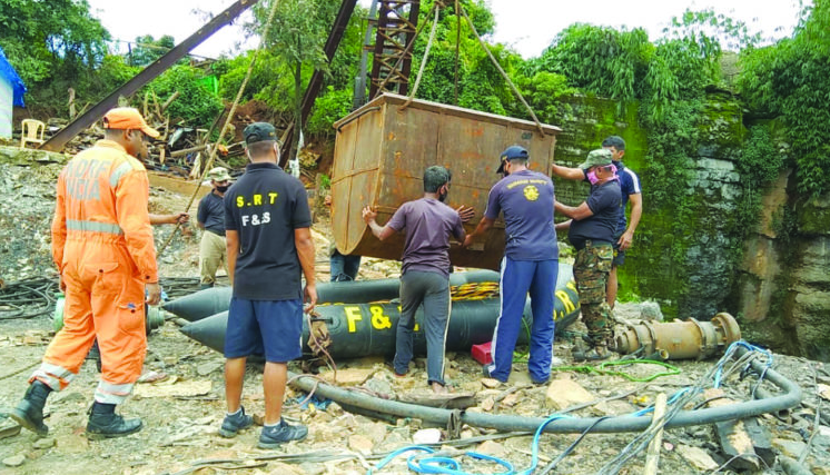 2 Bodies Spotted By Navy Divers In Meghalaya