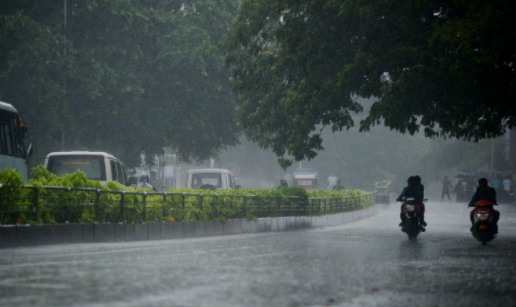 Heavy Rain In Downpour In Kolkata