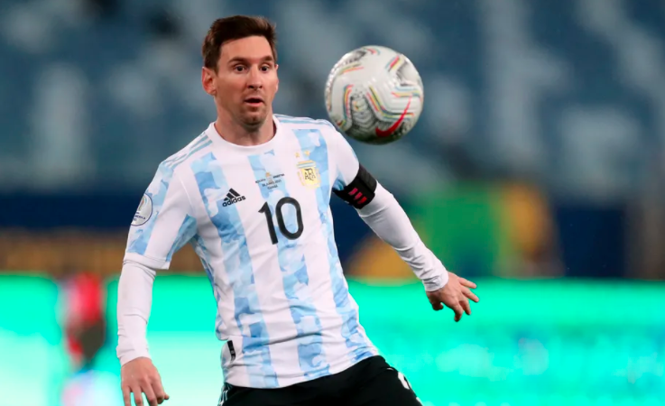 Messi shines against Ecuador