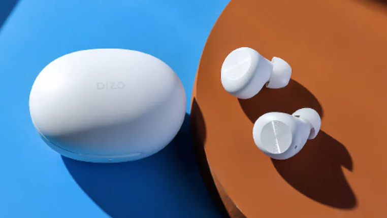 Realme Dizo Earphones Launched in India