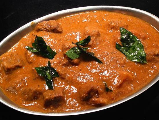 How to prepare Malabar chicken curry at home