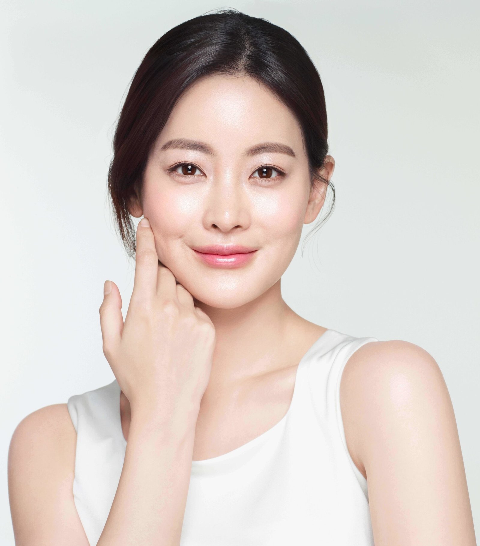 The Famous Korean 10 step skincare routine is here!