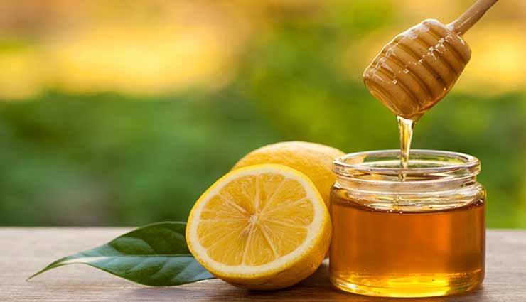 Top 5 reasons to use honey in skin care