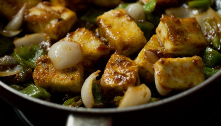 See the recipe of Paneer Chilli fry..