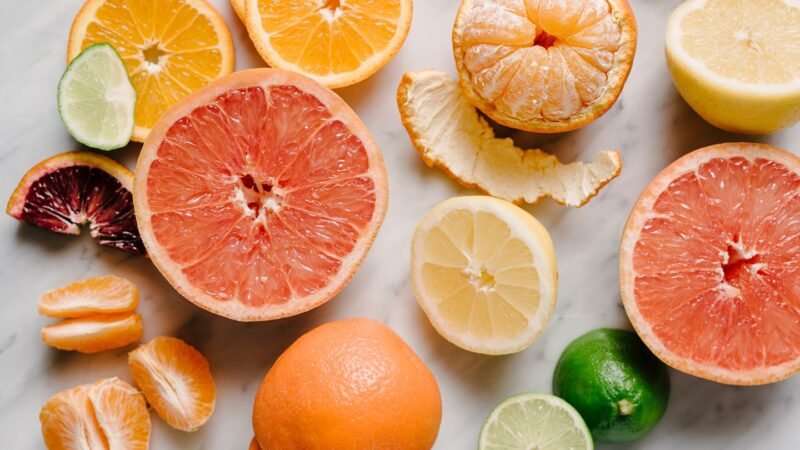 KNOW ABOUT INCORPORATING VITAMIN C INTO YOUR SKINCARE