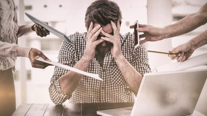 Emotionally Intelligent People Handle High Levels Stress