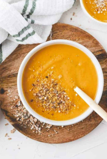 Spicy and Tasty Vegan Carrot Ginger Soup Recipe