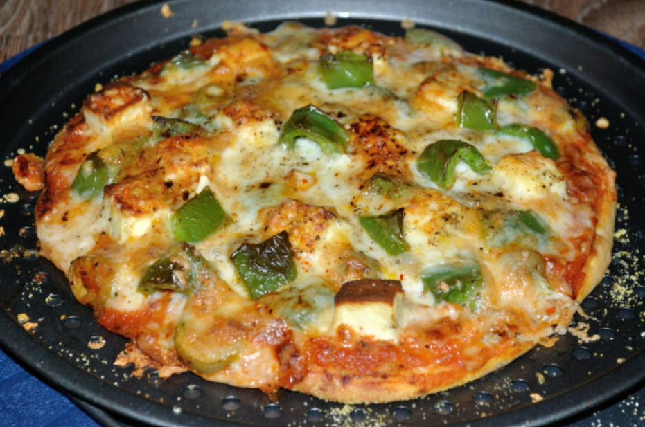 How to Make Paneer And Olive Pizza