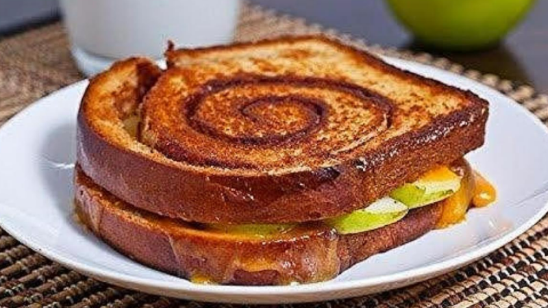 5Mins Grilled Apple Sandwiches Recipe
