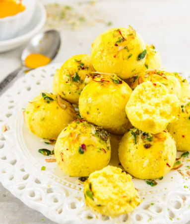 Kesar Malai Ladoo