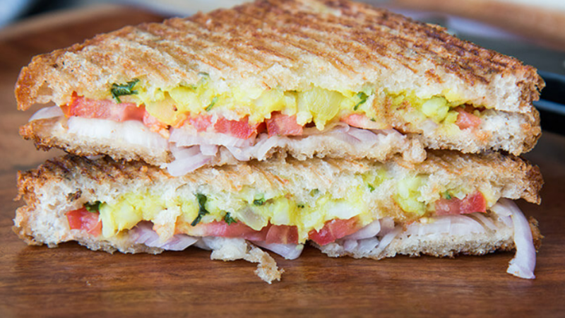 How To Make Peppy Tomato Oats Paneer Wraps