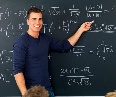5 Signs you have a major Crush on your teacher