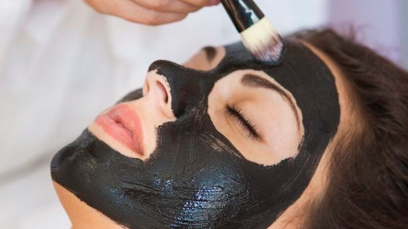 Uses of Applying Charcoal in your Face