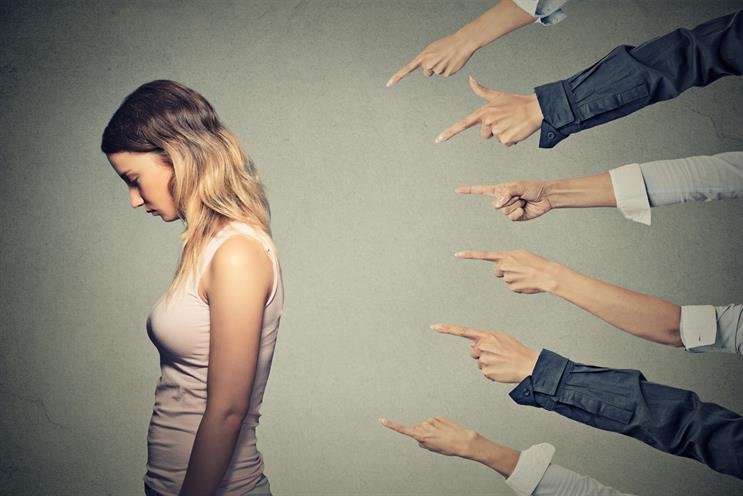 5 Ways to deal with backstabbing coworkers