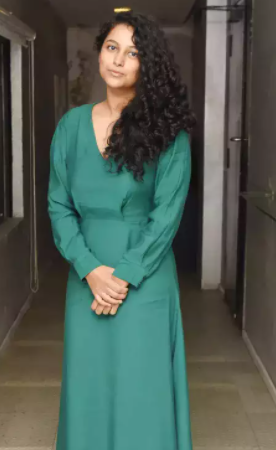 How to Take Care of Curly Hair?