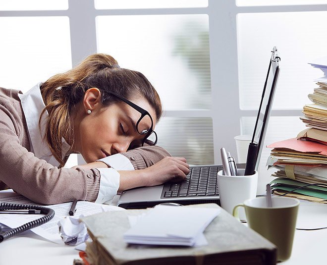 67% Indians suffer from sleep deprivation due to Work from home 