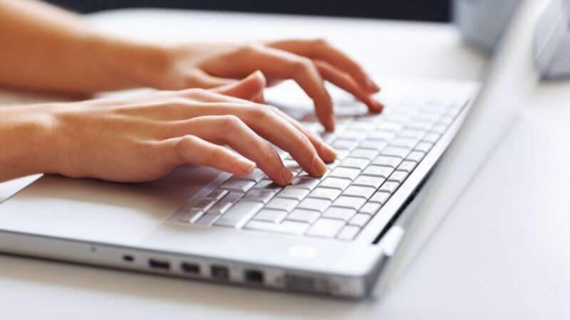 7 Common email mistakes most employees make