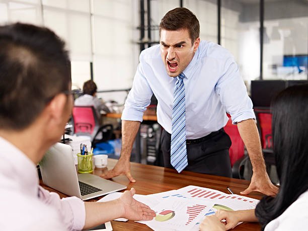 6 Effective Ways to Deal With an Angry Boss