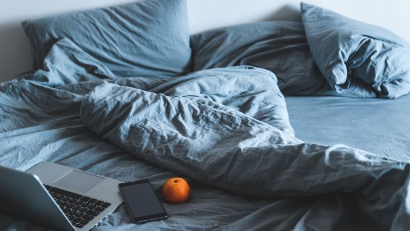 Has bed or sofa become your workstation?