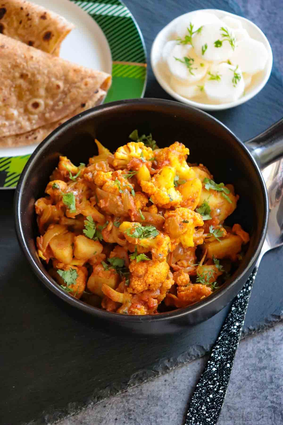 Potato Gobhi Adraki Recipe