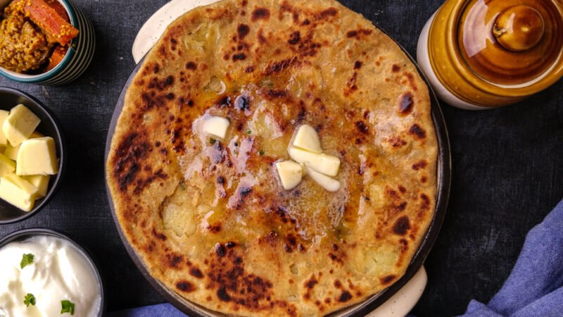 Crunchy Aloo Paratha Recipe