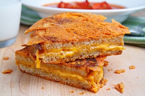 Cheddar Crust Sandwich Recipe