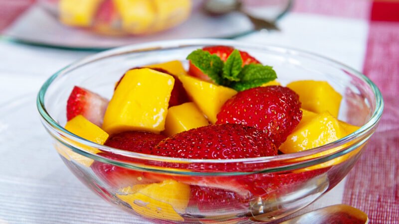 Yummy mango strawberry salad recipe