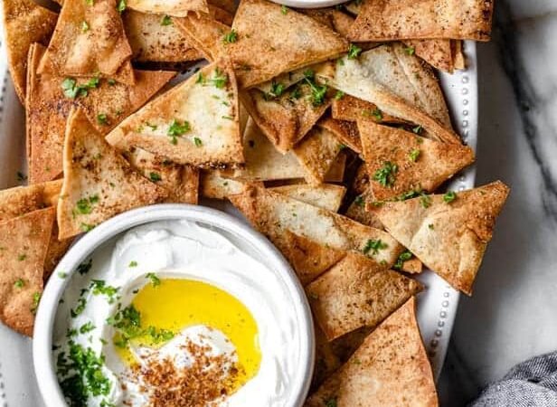 Garlic Sesame Pita Chips Recipe