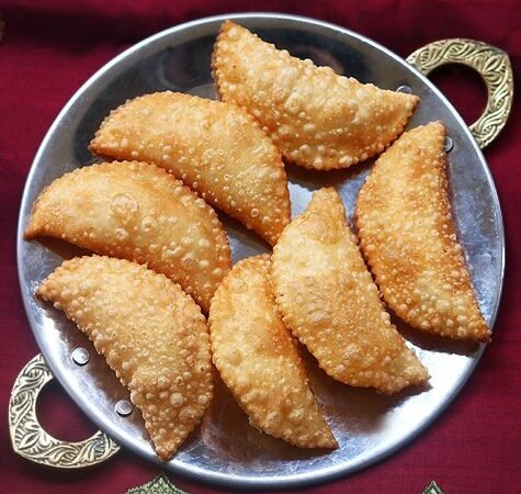 Rava Somas Recipe