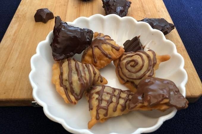 Yummy Chocolate Samosa Recipe