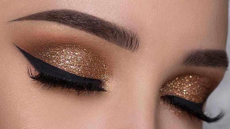 How to make homemade oil for growth of eyebrow