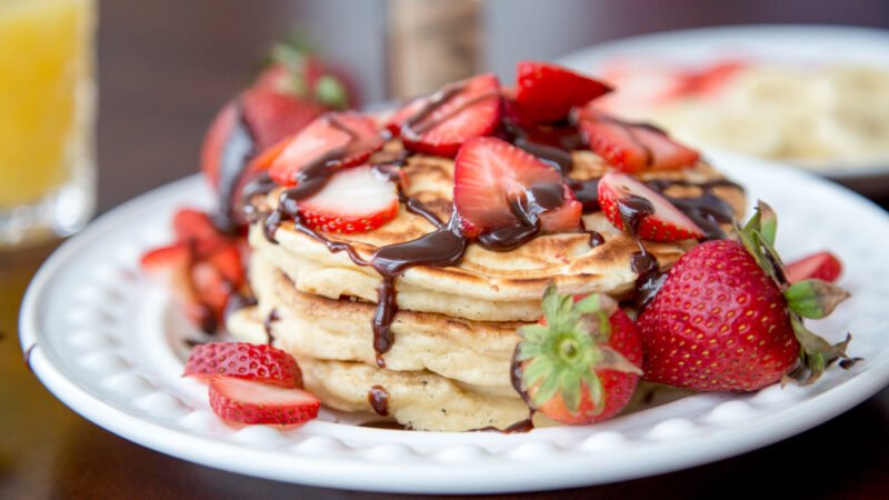 Nutella Fruit Pancakes Recipe