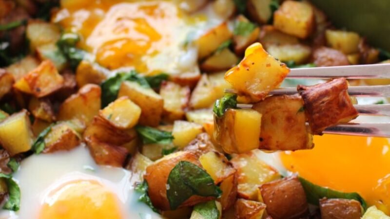 Potato Twined with Fried Eggs Recipe