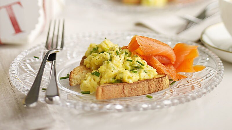 Smoked Salmon with Eggs Recipe