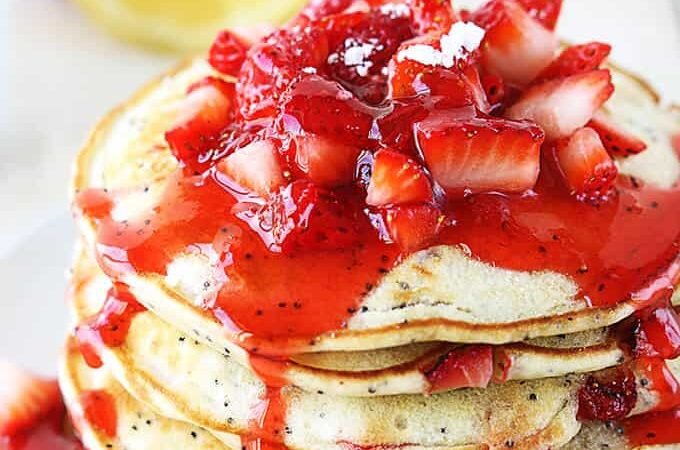 Juicy Strawberry Pancake Recipe