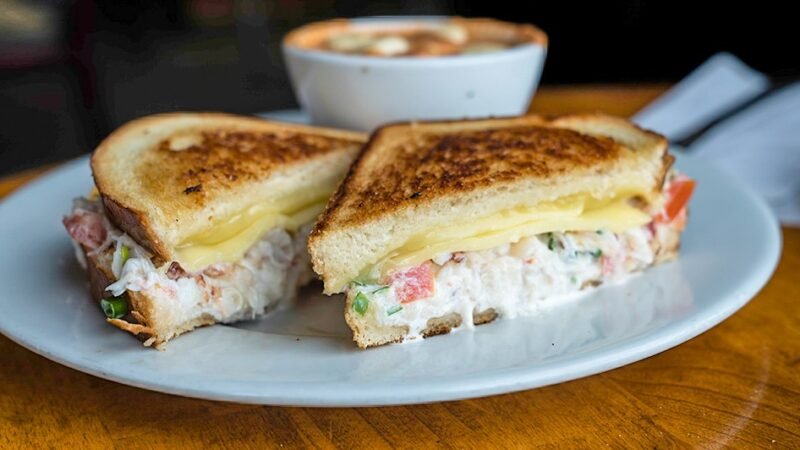 Barbecued Crab Sandwich Recipe