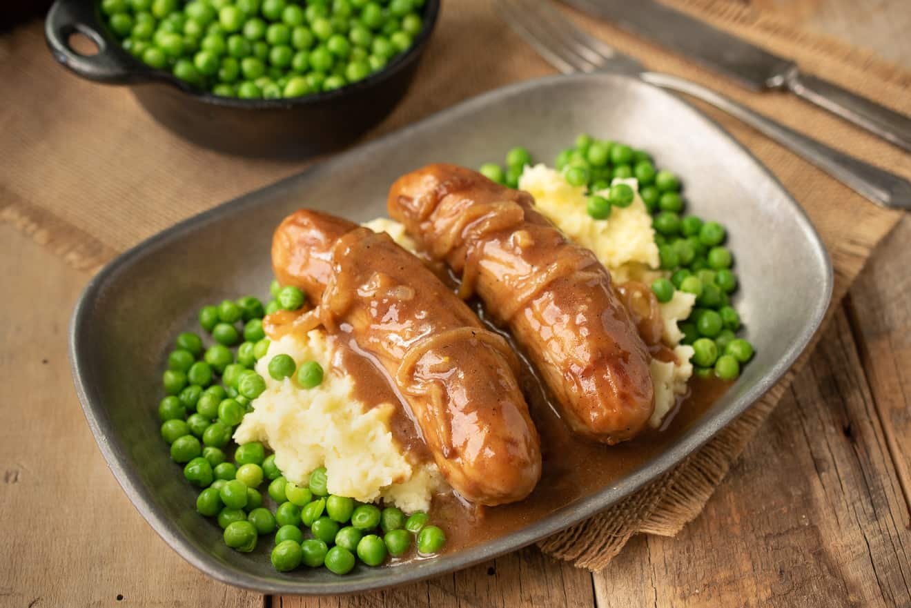 Sausages with Onion Gravy and Potatoes Recipe