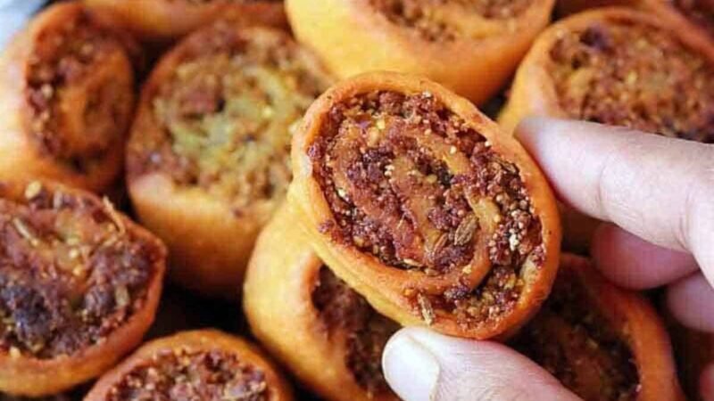 Sweet And Spicy Bhakarwadi Recipe