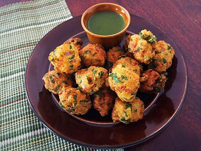 Moong Dal Pakodi Recipe