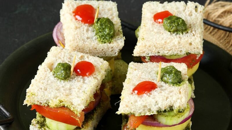 Green Mint Chutney Veggie Sandwich Recipe