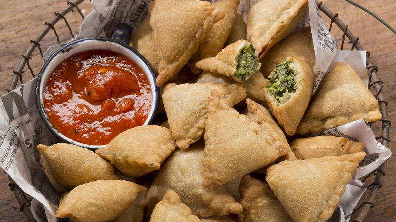 Spinach Vegetable Samosa Recipe