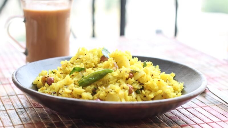 Aloo Poha Recipe