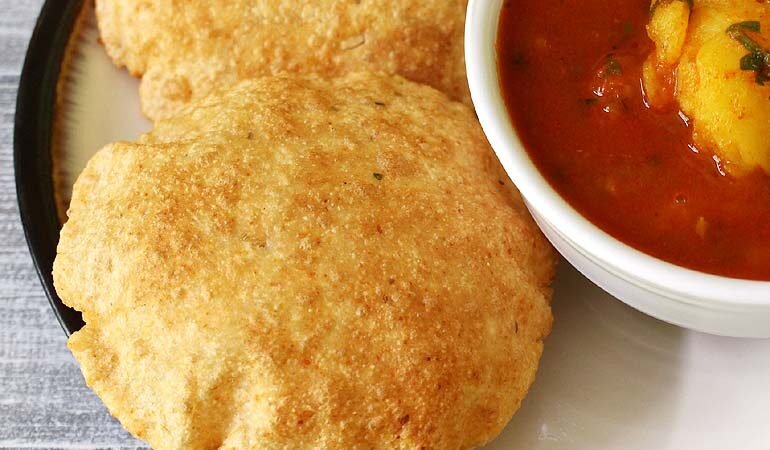Urad Dal Puri Recipe
