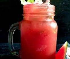 Watermelon iced tea for younger looking skin