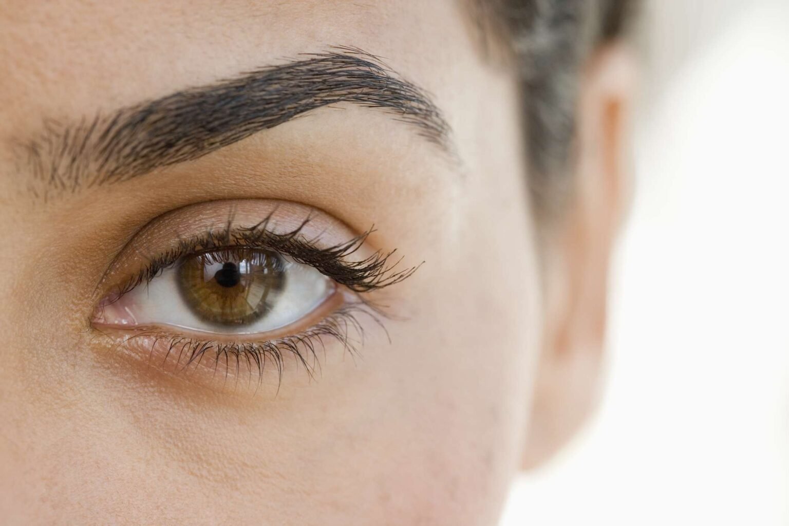 10 Simple Treatments For Dandruff On Eyelashes And Eyebrows
